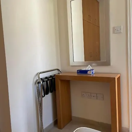 Relaxing 1 Bedroom With Pool And Sea View